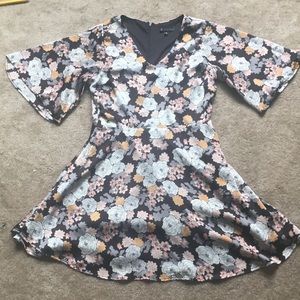 Floral dress size medium